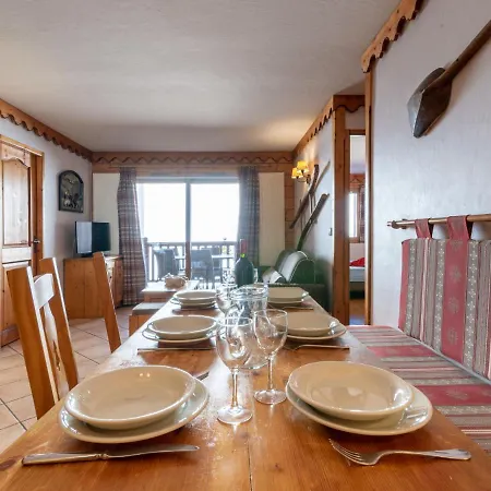 Ecrin Des Neiges - Val Claret-4 By Interhome *