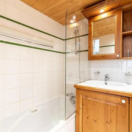 Ecrin Des Neiges - Val Claret-4 By Interhome *
